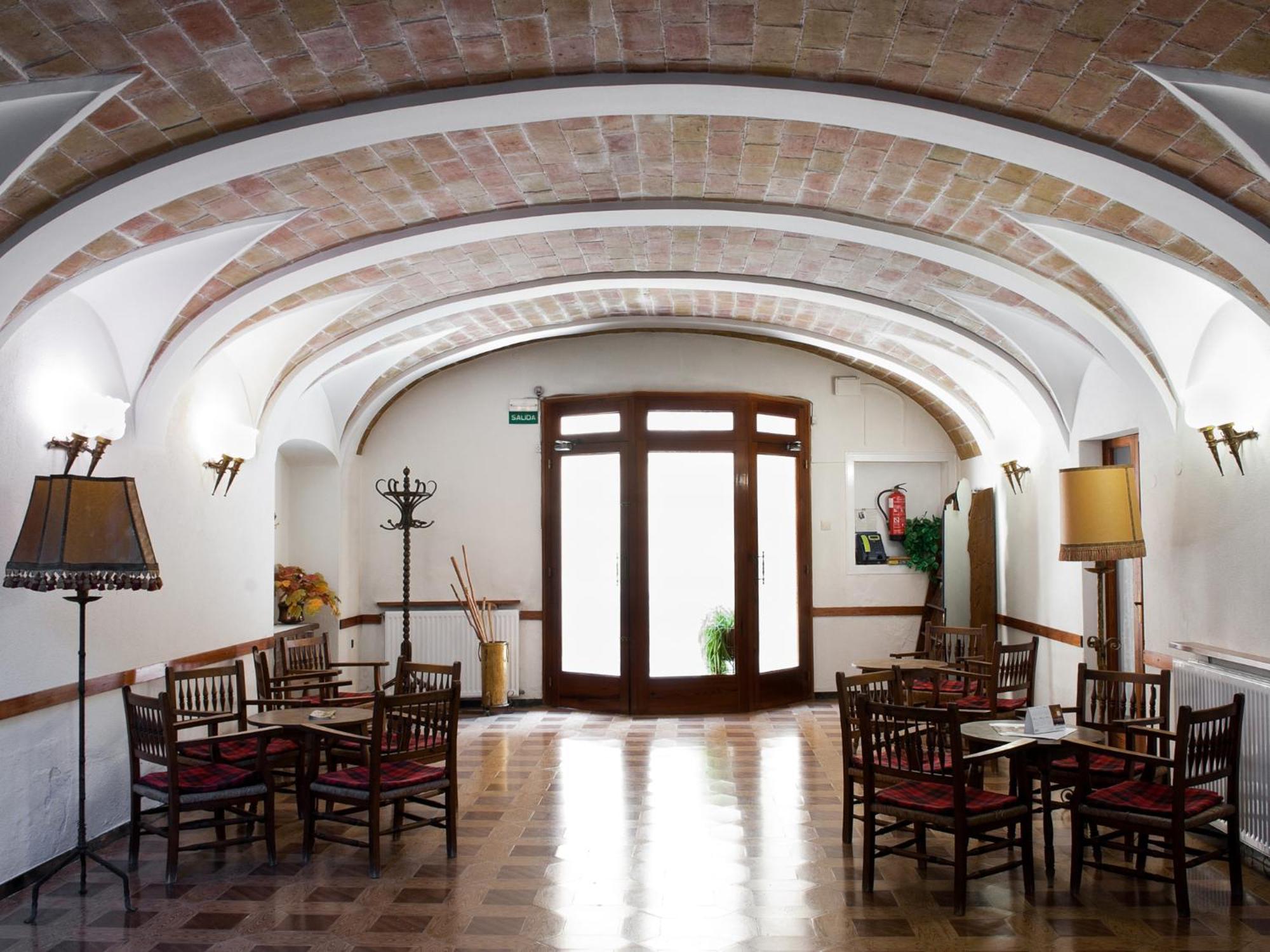 Hostal Fabrellas Caldes de Malavella Buitenkant foto