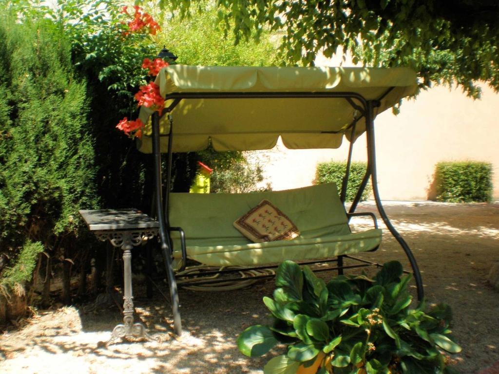 Hostal Fabrellas Caldes de Malavella Buitenkant foto