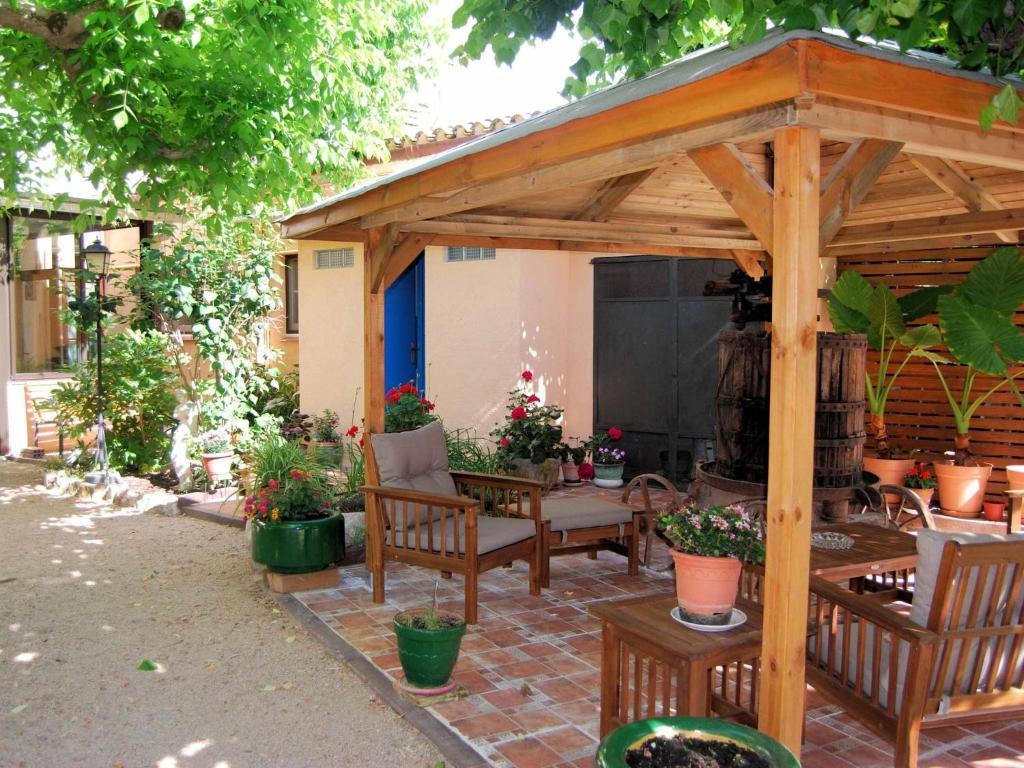 Hostal Fabrellas Caldes de Malavella Buitenkant foto