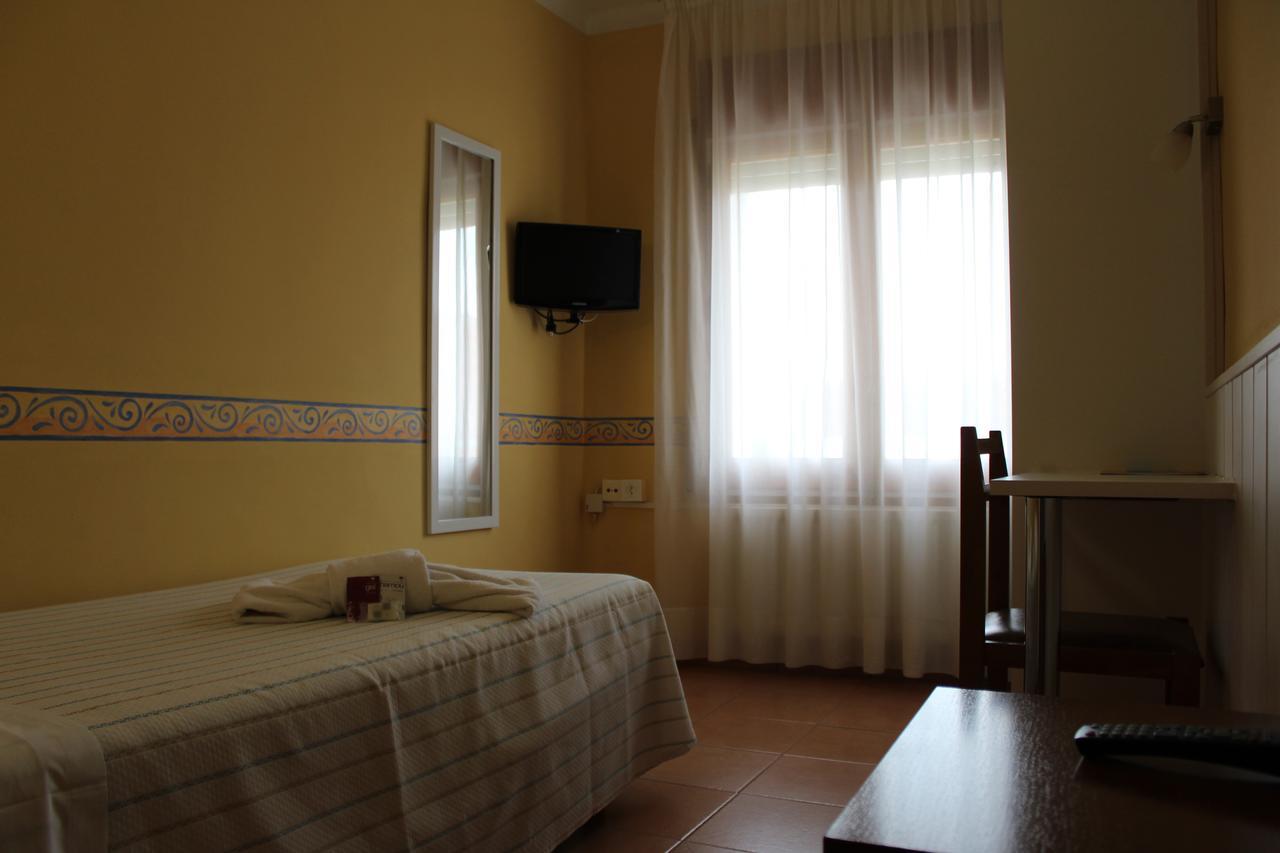 Hostal Fabrellas Caldes de Malavella Kamer foto